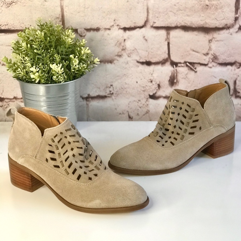 FRANCO SARTO RORY Tan Suede laser cut ankle boots Size 7 booties - Picture 7 of 15